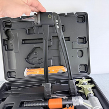 Гидравлический пресс инструмент TIM FT1240B-QC для труб PEX Rehau (Рехау) и аксиальных фитингов