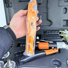 Гидравлический пресс инструмент TIM FT1240B-QC для труб PEX Rehau (Рехау) и аксиальных фитингов