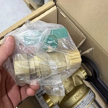 Фильтр Honeywell Braukmann HS 10 S-1 1/4" AA 100 мк со встроенным редуктором для холодной воды