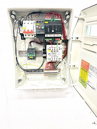 Шкаф управления насосами Grundfos Control LC108S.3.2,5-4A DOL 98923084