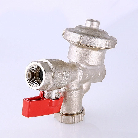 Кран шаровой со встроенным фильтром и редуктором давления (КФРД) универсальный Valtec 1/2" VT.300.N.04